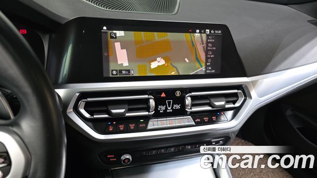 BMW 4-Series 420i M Sport Performance Coupe
