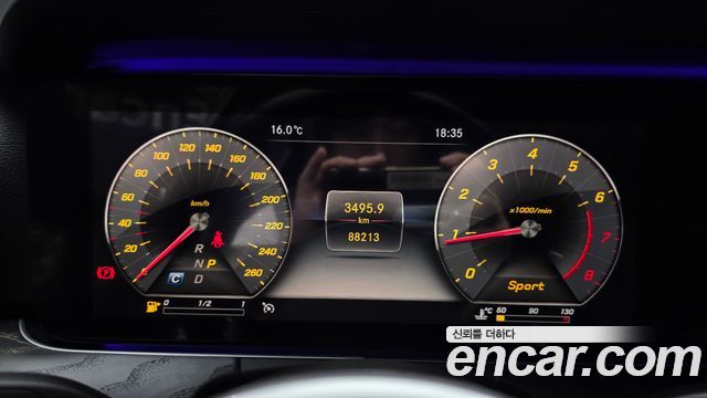 Mercedes-Benz E-Class E300 4MATIC Avnatgarde