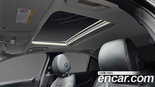 Mercedes-Benz E-Class E300 4MATIC Avnatgarde