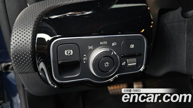 Mercedes-Benz A-Class AMG A35 4MATIC Sedan