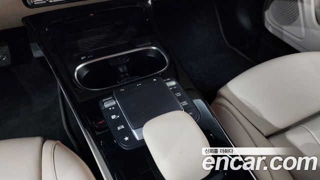 Mercedes-Benz A-Class A220 Hatchback