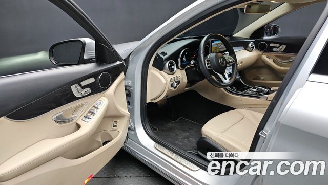 Mercedes-Benz C-Class C220 d Avantgarde