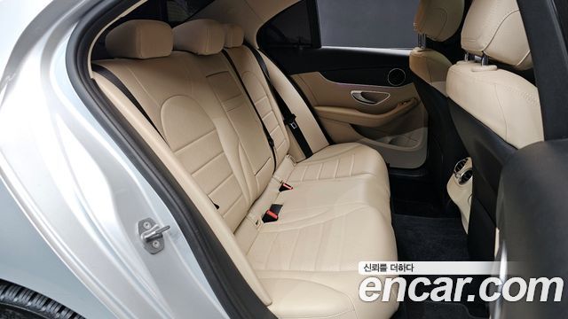 Mercedes-Benz C-Class C220 d Avantgarde