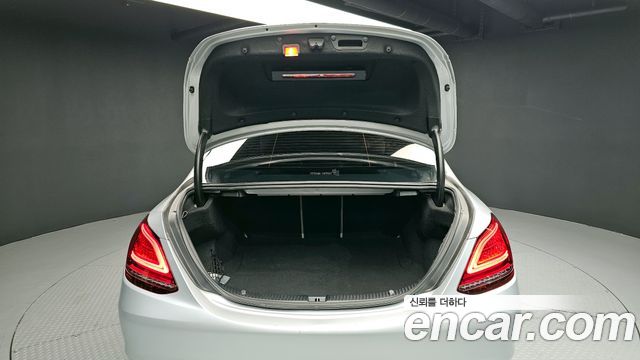 Mercedes-Benz C-Class C220 d Avantgarde