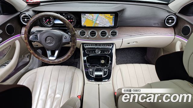Mercedes-Benz E-Class E220d Exclusive