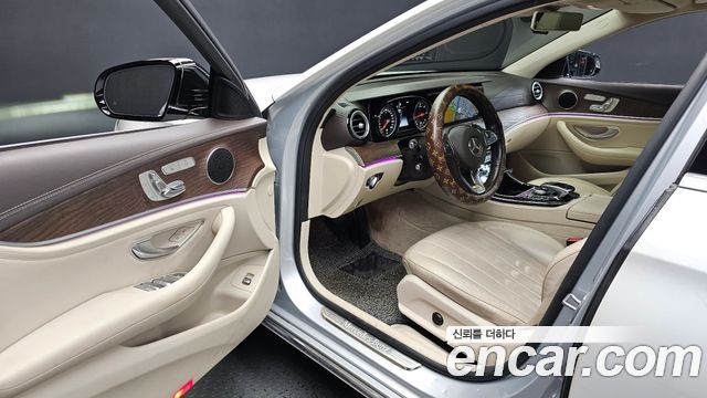Mercedes-Benz E-Class E220d Exclusive