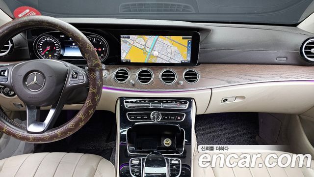 Mercedes-Benz E-Class E220d Exclusive