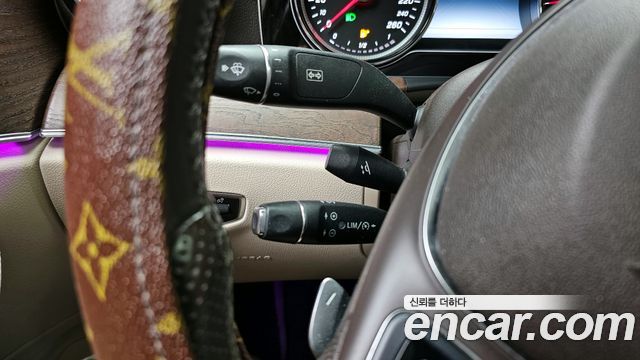 Mercedes-Benz E-Class E220d Exclusive
