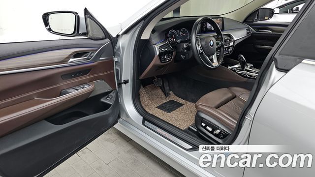 BMW Gran Turismo 640i xDrive Luxury