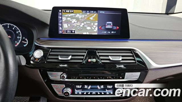 BMW Gran Turismo 640i xDrive Luxury