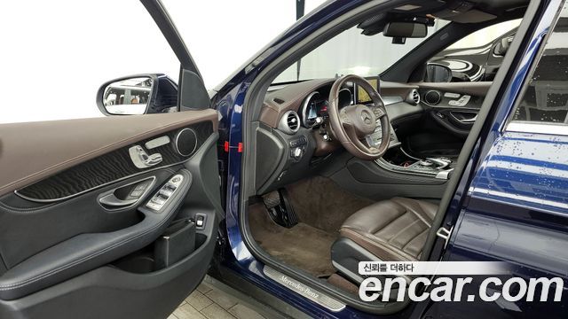 Mercedes-Benz GLC-Class GLC220 d 4MATIC Premium