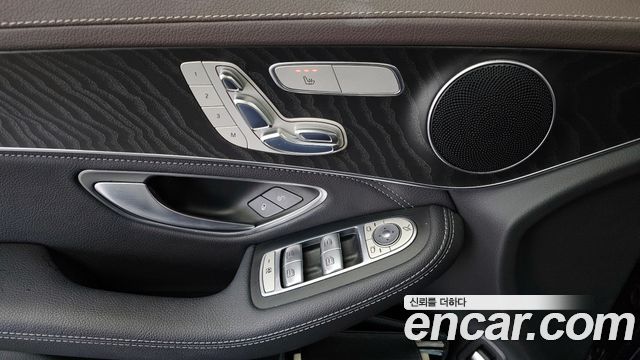 Mercedes-Benz GLC-Class GLC220 d 4MATIC Premium