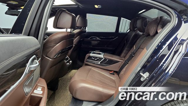 BMW 7-Series 740e iPerformance M Sport