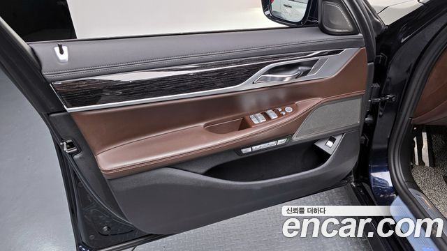 BMW 7-Series 740e iPerformance M Sport