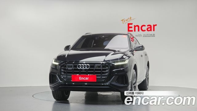 Audi Q8 55 TFSI Quattro Premium