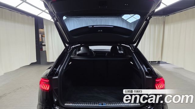 Audi Q8 55 TFSI Quattro Premium