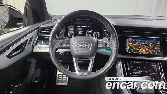 Audi Q8 55 TFSI Quattro Premium