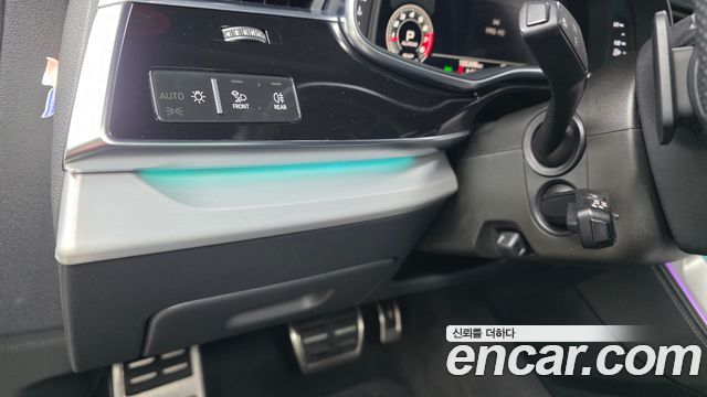 Audi Q8 55 TFSI Quattro Premium