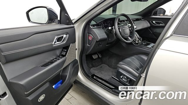 Land Rover Range Rover Velar 3.0 D300 R-Dynamic HSE