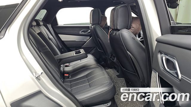 Land Rover Range Rover Velar 3.0 D300 R-Dynamic HSE