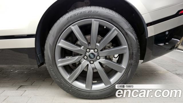 Land Rover Range Rover Velar 3.0 D300 R-Dynamic HSE