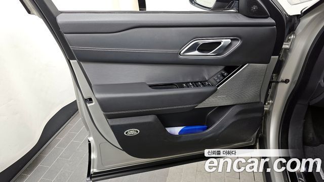 Land Rover Range Rover Velar 3.0 D300 R-Dynamic HSE
