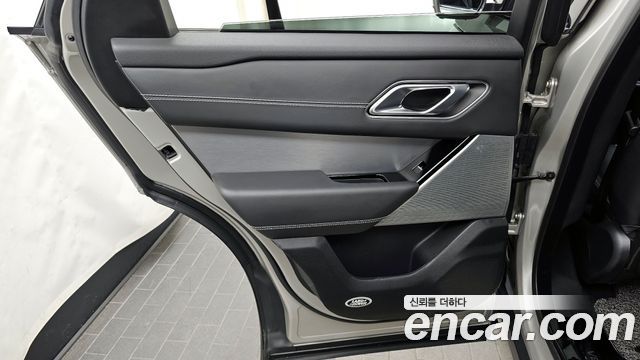Land Rover Range Rover Velar 3.0 D300 R-Dynamic HSE