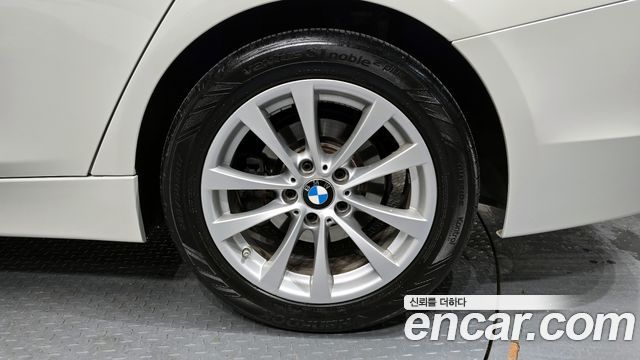 BMW 3-Series 320d