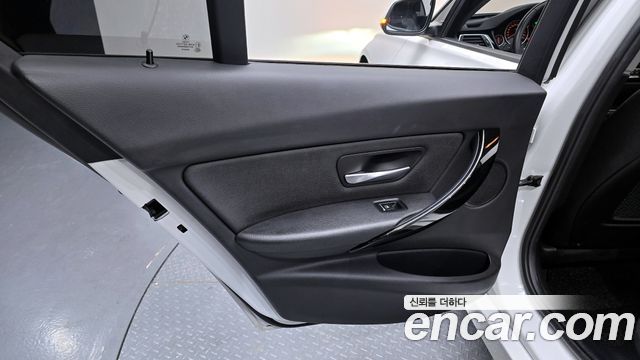 BMW 3-Series 320d