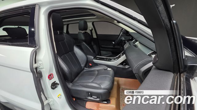 Land Rover Range Rover Evoque 2.0 TD4 SE