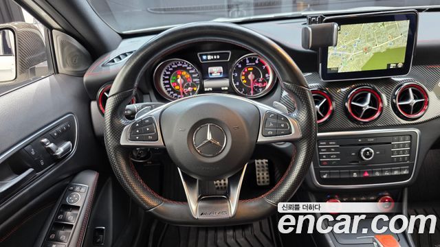 Mercedes-Benz GLA-Class GLA45 AMG 4MATIC