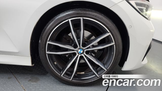 BMW 3-Series 320i M Sport