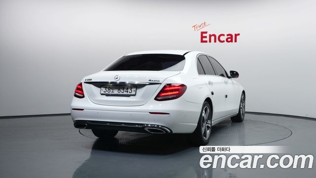 Mercedes-Benz E-Class E300 AV Intelligent Drive