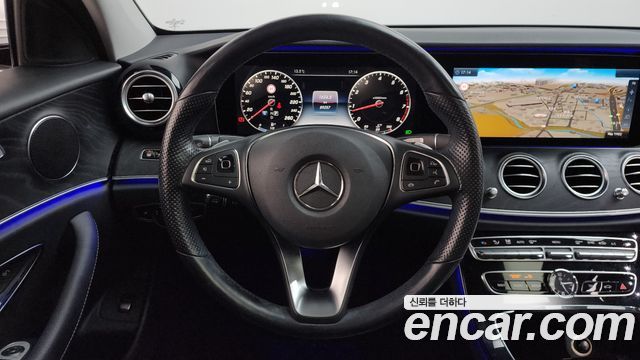 Mercedes-Benz E-Class E300 AV Intelligent Drive