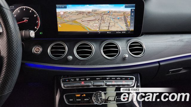 Mercedes-Benz E-Class E300 AV Intelligent Drive