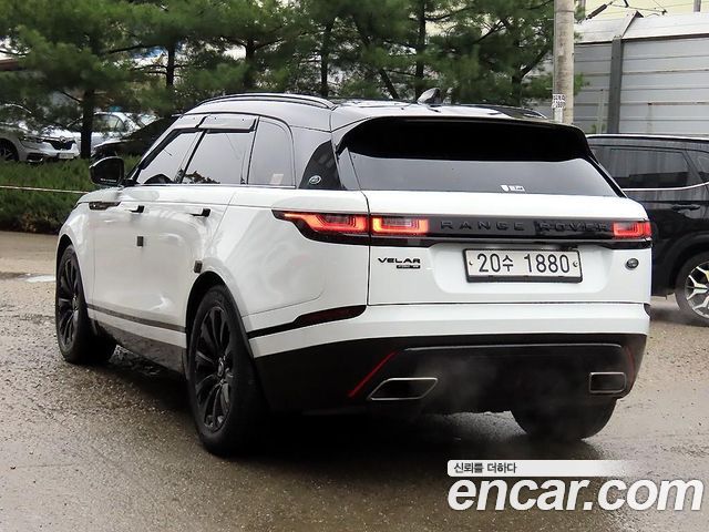 Land Rover Reinjirobeo Berra 3.0 P380 R-Dynamic SE