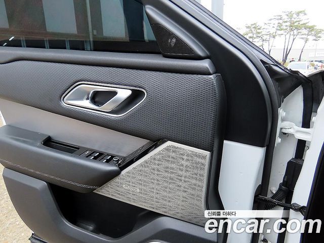 Land Rover Reinjirobeo Berra 3.0 P380 R-Dynamic SE