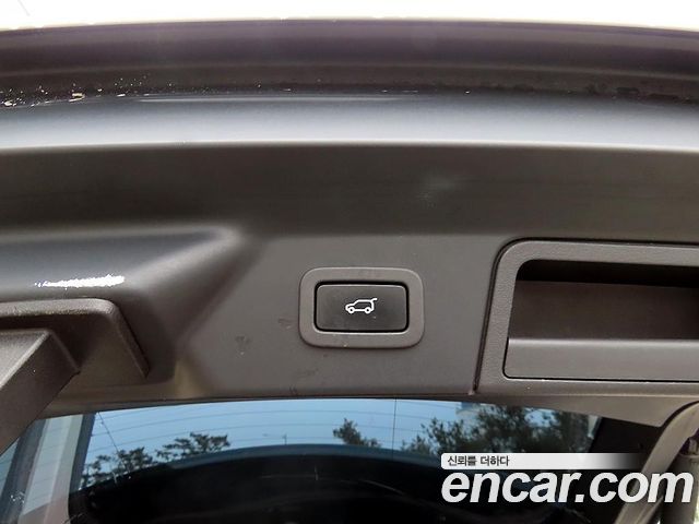 Land Rover Reinjirobeo Berra 3.0 P380 R-Dynamic SE