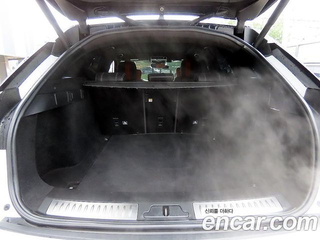 Land Rover Reinjirobeo Berra 3.0 P380 R-Dynamic SE