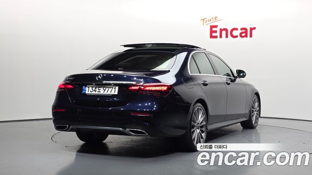 Mercedes-Benz E-Class E350 4MATIC AMG Line