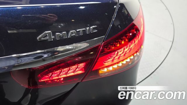 Mercedes-Benz E-Class E350 4MATIC AMG Line