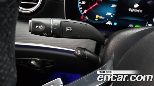 Mercedes-Benz E-Class E350 4MATIC AMG Line