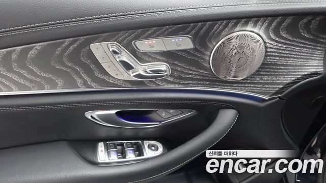 Mercedes-Benz E-Class E350 4MATIC AMG Line