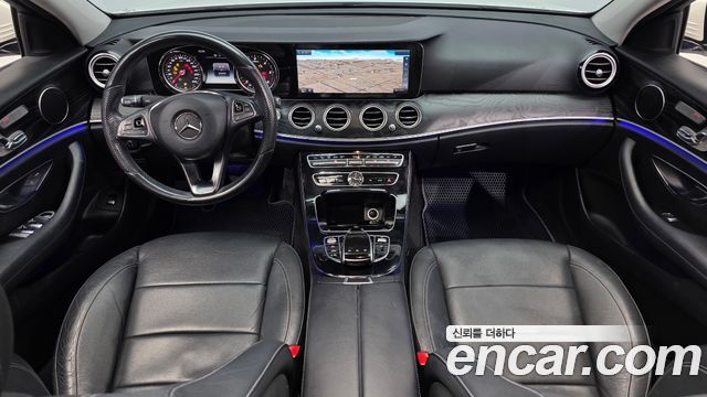 Mercedes-Benz E-Class E220d Avantgarde