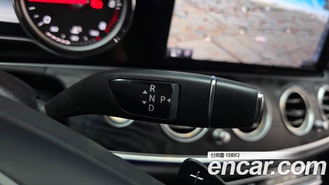 Mercedes-Benz E-Class E220d Avantgarde
