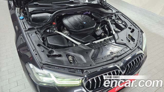 BMW 5-Series 523d xDrive M Sport
