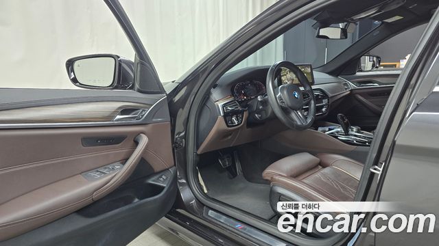 BMW 5-Series 523d xDrive M Sport