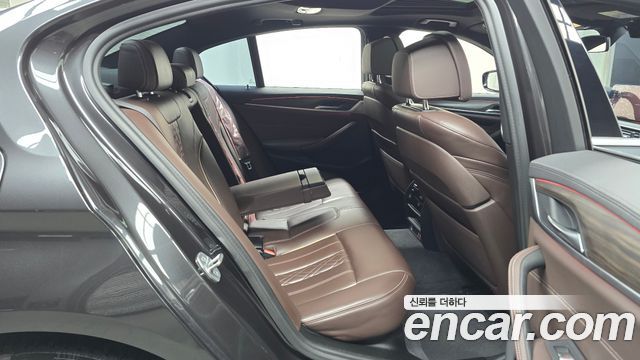 BMW 5-Series 523d xDrive M Sport