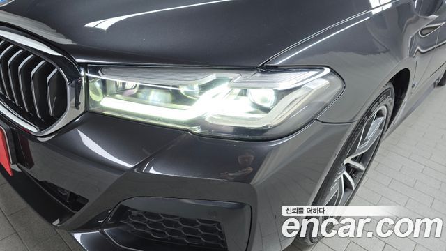 BMW 5-Series 523d xDrive M Sport