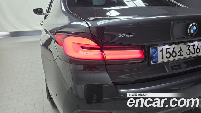 BMW 5-Series 523d xDrive M Sport